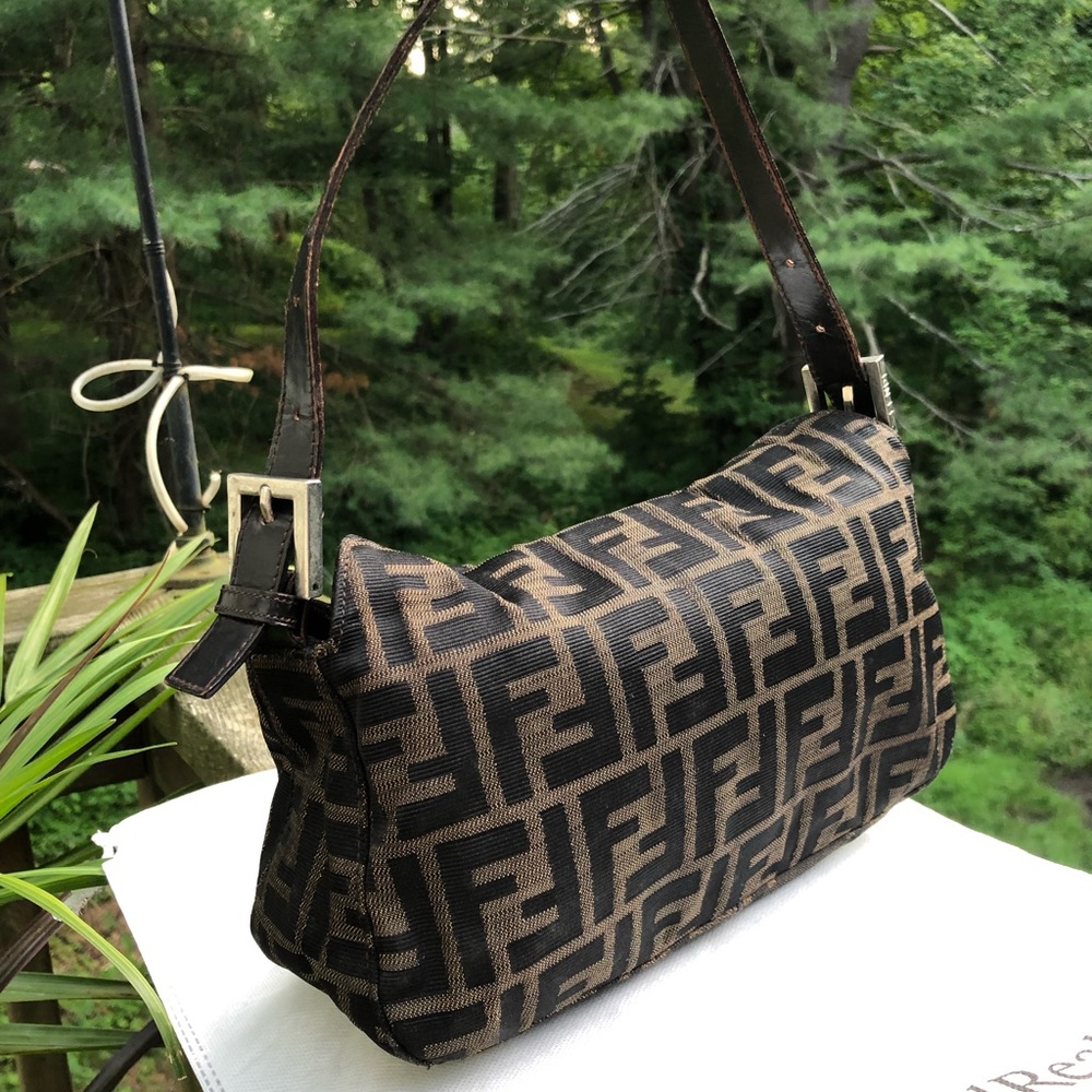 AUTHENTIC RARE FENDI ZUCCA BAGUETTE SHOULDER BAG - Picture 6 of 8